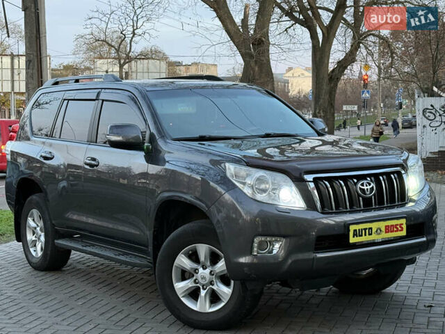 Серый Тойота Ленд Крузер Прадо, объемом двигателя 3 л и пробегом 259 тыс. км за 23500 $, фото 5 на Automoto.ua
