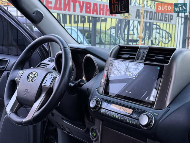 Серый Тойота Ленд Крузер Прадо, объемом двигателя 3 л и пробегом 259 тыс. км за 23500 $, фото 34 на Automoto.ua