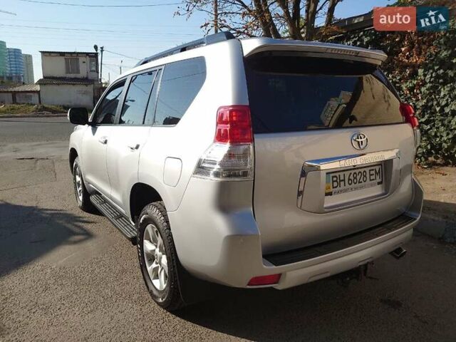 Сірий Тойота Ленд Крузер Прадо, об'ємом двигуна 3.96 л та пробігом 160 тис. км за 27000 $, фото 8 на Automoto.ua