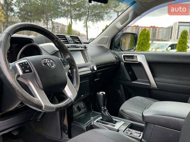 Серый Тойота Ленд Крузер Прадо, объемом двигателя 2.98 л и пробегом 126 тыс. км за 30800 $, фото 9 на Automoto.ua