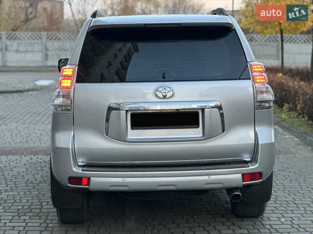 Серый Тойота Ленд Крузер Прадо, объемом двигателя 2.98 л и пробегом 225 тыс. км за 23999 $, фото 4 на Automoto.ua
