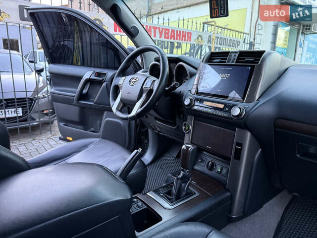 Серый Тойота Ленд Крузер Прадо, объемом двигателя 3 л и пробегом 259 тыс. км за 23500 $, фото 33 на Automoto.ua