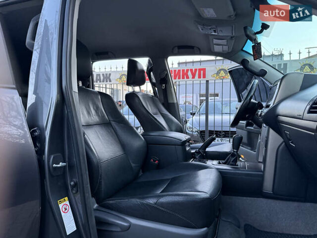 Серый Тойота Ленд Крузер Прадо, объемом двигателя 3 л и пробегом 259 тыс. км за 23500 $, фото 31 на Automoto.ua