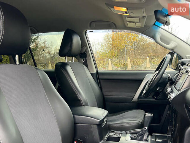 Серый Тойота Ленд Крузер Прадо, объемом двигателя 2.98 л и пробегом 126 тыс. км за 30800 $, фото 16 на Automoto.ua