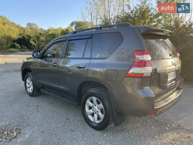 Серый Тойота Ленд Крузер Прадо, объемом двигателя 2.7 л и пробегом 238 тыс. км за 23558 $, фото 31 на Automoto.ua