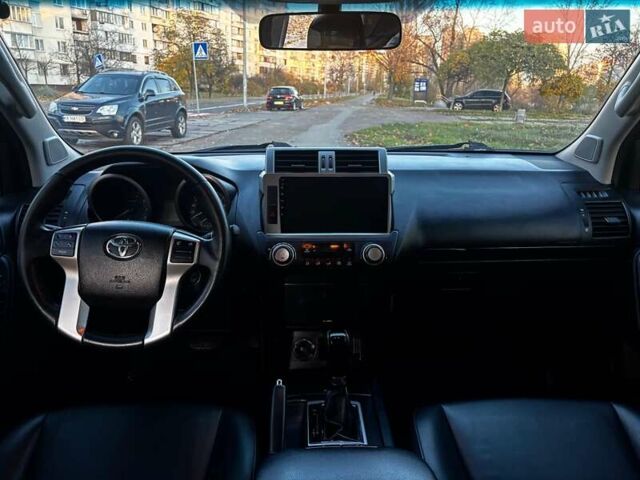 Серый Тойота Ленд Крузер Прадо, объемом двигателя 2.69 л и пробегом 174 тыс. км за 27500 $, фото 13 на Automoto.ua