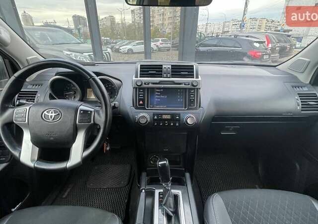 Сірий Тойота Ленд Крузер Прадо, об'ємом двигуна 2.69 л та пробігом 181 тис. км за 23490 $, фото 22 на Automoto.ua