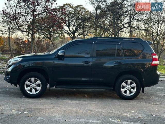 Серый Тойота Ленд Крузер Прадо, объемом двигателя 2.69 л и пробегом 174 тыс. км за 27500 $, фото 7 на Automoto.ua