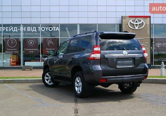 Серый Тойота Ленд Крузер Прадо, объемом двигателя 2.7 л и пробегом 249 тыс. км за 24382 $, фото 1 на Automoto.ua