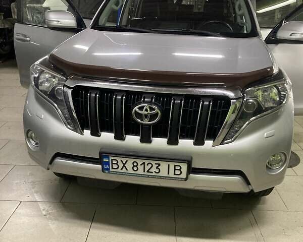 Тойота Ленд Крузер Прадо 2016 в Хмельницком на Automoto.ua Серый Тойота Ленд Крузер Прадо, объемом двигателя 2.69 л и пробегом 230 тыс. км за 27000 $, фото 25 на Automoto.ua