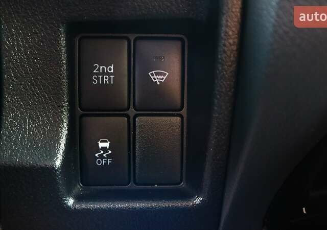 Серый Тойота Ленд Крузер Прадо, объемом двигателя 2.7 л и пробегом 249 тыс. км за 24382 $, фото 21 на Automoto.ua