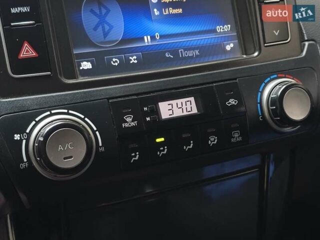 Сірий Тойота Ленд Крузер Прадо, об'ємом двигуна 2.7 л та пробігом 149 тис. км за 25499 $, фото 32 на Automoto.ua