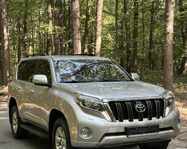 Сірий Тойота Ленд Крузер Прадо, об'ємом двигуна 2.76 л та пробігом 120 тис. км за 38100 $, фото 1 на Automoto.ua