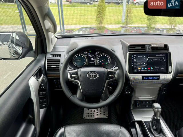 Серый Тойота Ленд Крузер Прадо, объемом двигателя 2.76 л и пробегом 125 тыс. км за 39950 $, фото 36 на Automoto.ua