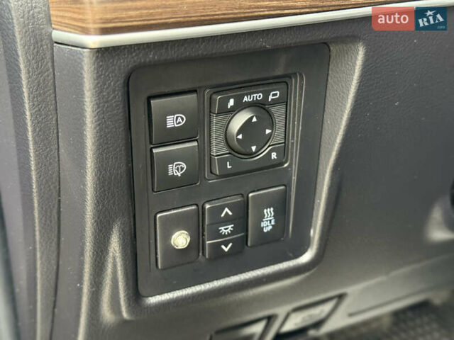 Серый Тойота Ленд Крузер Прадо, объемом двигателя 2.76 л и пробегом 125 тыс. км за 39950 $, фото 18 на Automoto.ua