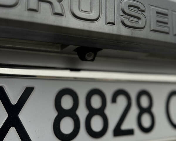 Серый Тойота Ленд Крузер Прадо, объемом двигателя 2.76 л и пробегом 242 тыс. км за 34000 $, фото 8 на Automoto.ua