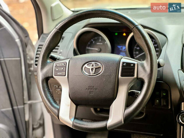 Сірий Тойота Ленд Крузер Прадо, об'ємом двигуна 2.76 л та пробігом 72 тис. км за 42000 $, фото 6 на Automoto.ua