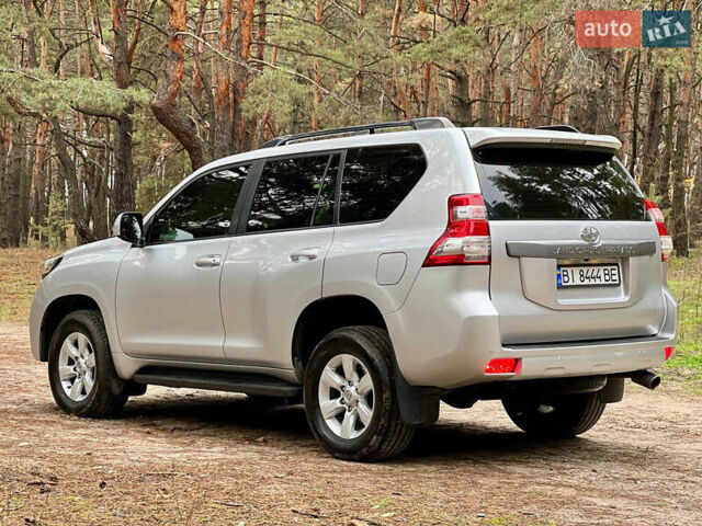 Сірий Тойота Ленд Крузер Прадо, об'ємом двигуна 2.76 л та пробігом 72 тис. км за 42000 $, фото 1 на Automoto.ua
