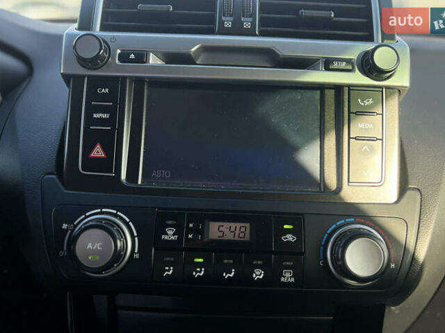 Серый Тойота Ленд Крузер Прадо, объемом двигателя 2.69 л и пробегом 134 тыс. км за 29300 $, фото 20 на Automoto.ua