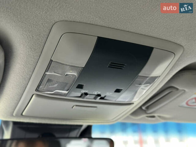 Серый Тойота Ленд Крузер Прадо, объемом двигателя 2.76 л и пробегом 125 тыс. км за 39950 $, фото 44 на Automoto.ua