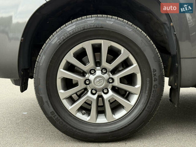 Серый Тойота Ленд Крузер Прадо, объемом двигателя 2.76 л и пробегом 125 тыс. км за 39950 $, фото 10 на Automoto.ua