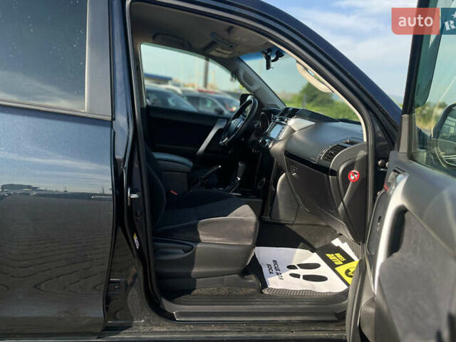 Серый Тойота Ленд Крузер Прадо, объемом двигателя 2.69 л и пробегом 134 тыс. км за 29300 $, фото 23 на Automoto.ua