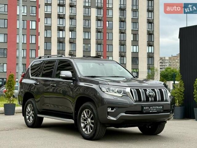 Серый Тойота Ленд Крузер Прадо, объемом двигателя 2.76 л и пробегом 125 тыс. км за 39950 $, фото 7 на Automoto.ua