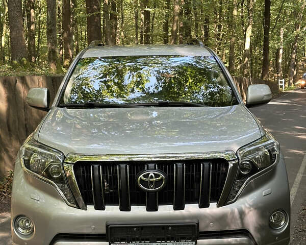 Сірий Тойота Ленд Крузер Прадо, об'ємом двигуна 2.76 л та пробігом 120 тис. км за 38100 $, фото 27 на Automoto.ua