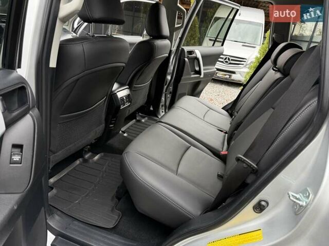 Серый Тойота Ленд Крузер Прадо, объемом двигателя 2.8 л и пробегом 219 тыс. км за 29900 $, фото 29 на Automoto.ua