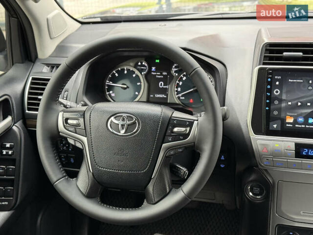 Серый Тойота Ленд Крузер Прадо, объемом двигателя 2.76 л и пробегом 125 тыс. км за 39950 $, фото 40 на Automoto.ua