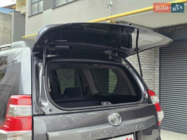 Сірий Тойота Ленд Крузер Прадо, об'ємом двигуна 2.7 л та пробігом 149 тис. км за 25499 $, фото 35 на Automoto.ua