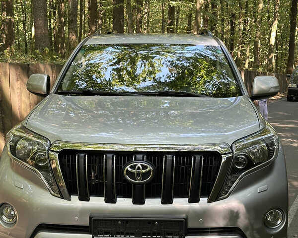 Сірий Тойота Ленд Крузер Прадо, об'ємом двигуна 2.76 л та пробігом 120 тис. км за 38100 $, фото 19 на Automoto.ua