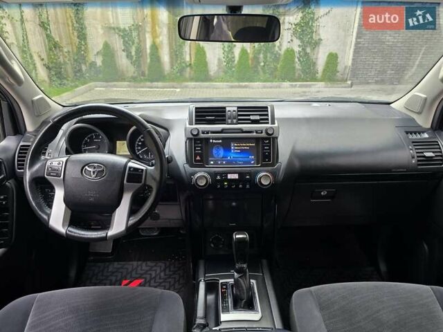 Сірий Тойота Ленд Крузер Прадо, об'ємом двигуна 2.7 л та пробігом 149 тис. км за 25499 $, фото 26 на Automoto.ua