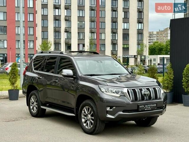 Серый Тойота Ленд Крузер Прадо, объемом двигателя 2.76 л и пробегом 125 тыс. км за 39950 $, фото 8 на Automoto.ua