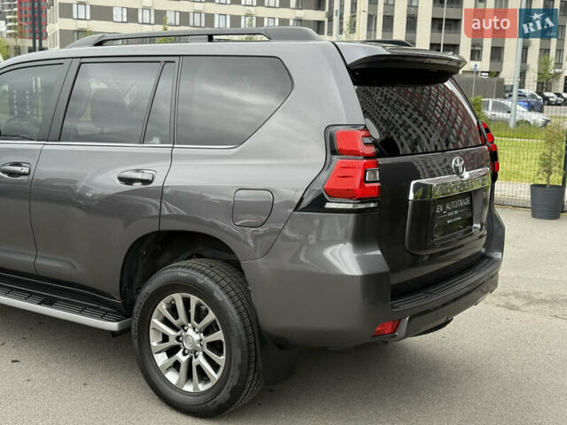 Серый Тойота Ленд Крузер Прадо, объемом двигателя 2.76 л и пробегом 125 тыс. км за 39950 $, фото 13 на Automoto.ua