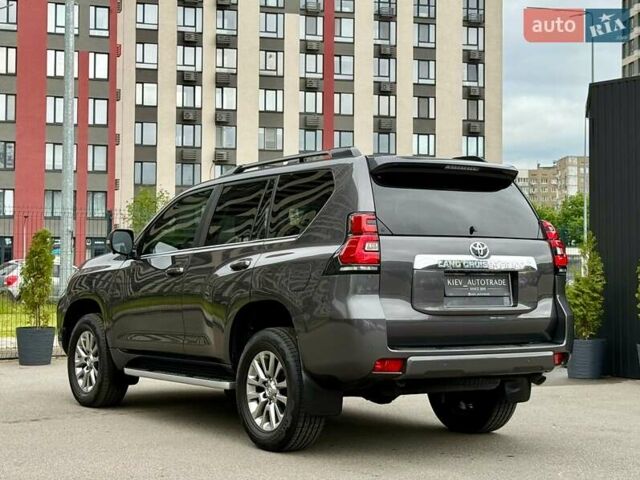 Серый Тойота Ленд Крузер Прадо, объемом двигателя 2.76 л и пробегом 125 тыс. км за 39950 $, фото 26 на Automoto.ua