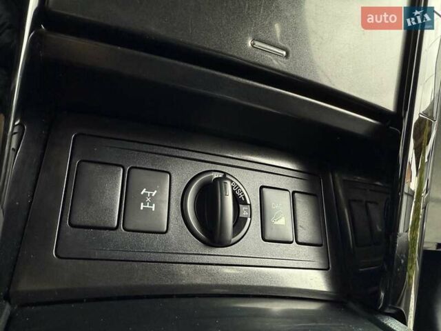 Серый Тойота Ленд Крузер Прадо, объемом двигателя 2.8 л и пробегом 219 тыс. км за 29900 $, фото 44 на Automoto.ua