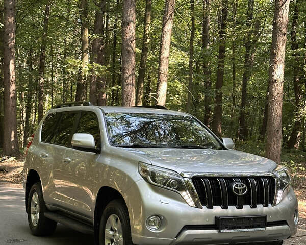 Сірий Тойота Ленд Крузер Прадо, об'ємом двигуна 2.76 л та пробігом 120 тис. км за 38100 $, фото 4 на Automoto.ua