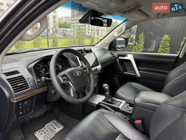 Серый Тойота Ленд Крузер Прадо, объемом двигателя 2.76 л и пробегом 125 тыс. км за 39950 $, фото 19 на Automoto.ua