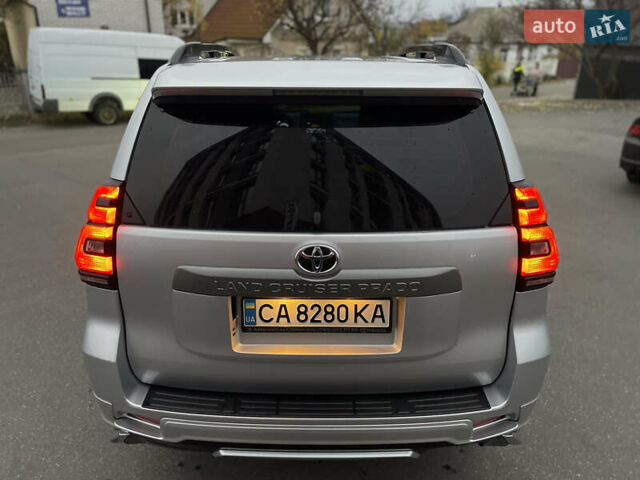 Серый Тойота Ленд Крузер Прадо, объемом двигателя 2.8 л и пробегом 144 тыс. км за 37000 $, фото 13 на Automoto.ua