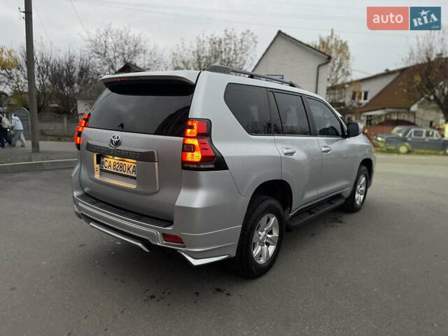 Серый Тойота Ленд Крузер Прадо, объемом двигателя 2.8 л и пробегом 144 тыс. км за 37000 $, фото 14 на Automoto.ua