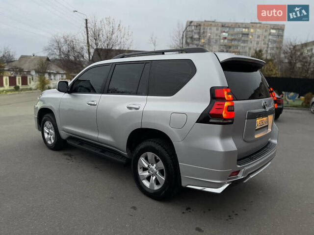 Серый Тойота Ленд Крузер Прадо, объемом двигателя 2.8 л и пробегом 144 тыс. км за 37000 $, фото 8 на Automoto.ua