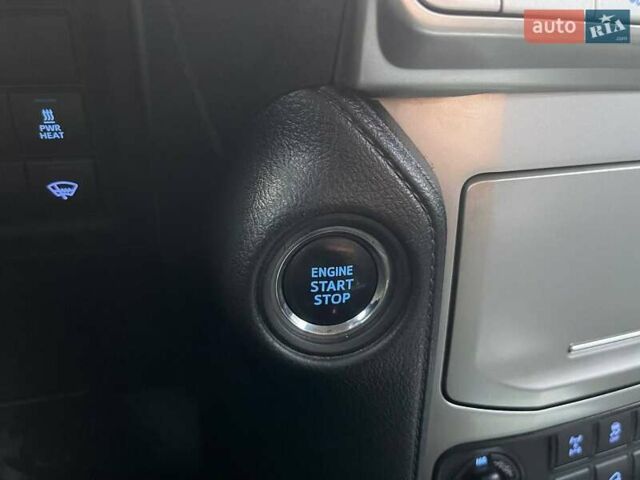 Серый Тойота Ленд Крузер Прадо, объемом двигателя 2.76 л и пробегом 145 тыс. км за 36500 $, фото 18 на Automoto.ua