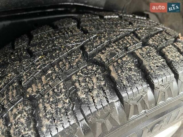 Серый Тойота Ленд Крузер Прадо, объемом двигателя 2.76 л и пробегом 145 тыс. км за 36500 $, фото 52 на Automoto.ua