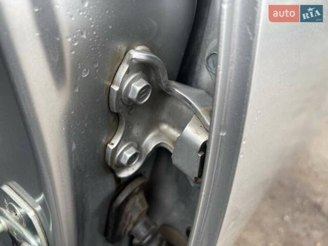 Серый Тойота Ленд Крузер Прадо, объемом двигателя 2.76 л и пробегом 145 тыс. км за 36500 $, фото 59 на Automoto.ua