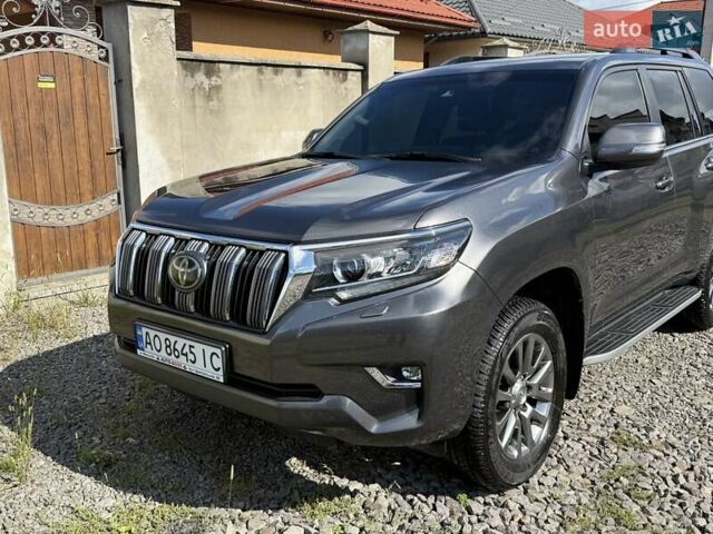 Серый Тойота Ленд Крузер Прадо, объемом двигателя 2.75 л и пробегом 151 тыс. км за 39200 $, фото 1 на Automoto.ua