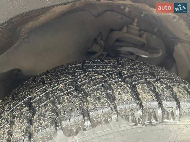 Серый Тойота Ленд Крузер Прадо, объемом двигателя 2.76 л и пробегом 145 тыс. км за 36500 $, фото 51 на Automoto.ua