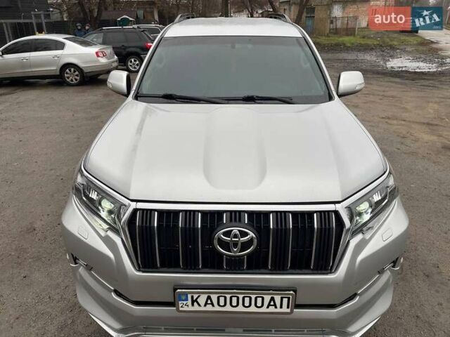 Серый Тойота Ленд Крузер Прадо, объемом двигателя 2.76 л и пробегом 145 тыс. км за 36500 $, фото 5 на Automoto.ua