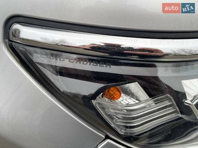 Серый Тойота Ленд Крузер Прадо, объемом двигателя 2.76 л и пробегом 145 тыс. км за 36500 $, фото 31 на Automoto.ua