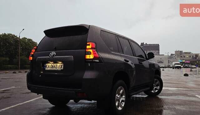 Сірий Тойота Ленд Крузер Прадо, об'ємом двигуна 2.69 л та пробігом 120 тис. км за 27790 $, фото 2 на Automoto.ua